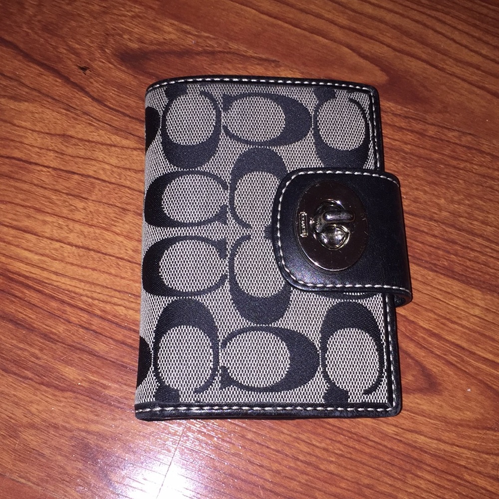 Coach wallet